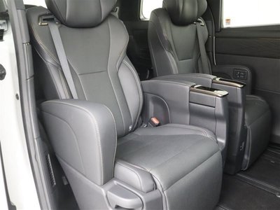 2024 Toyota ALPHARD — фото 14