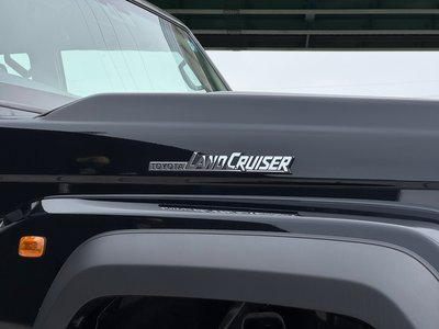 2025 Toyota LAND CRUISER 70 thumbnail 20