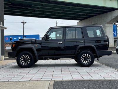 2025 Toyota LAND CRUISER 70 thumbnail 25