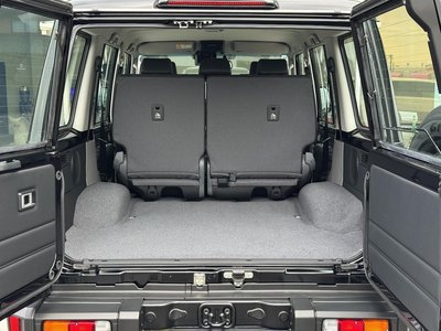 2025 Toyota LAND CRUISER 70 thumbnail 38