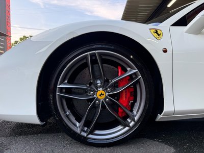 2017 Ferrari 488 SPIDER — миниатюра 32