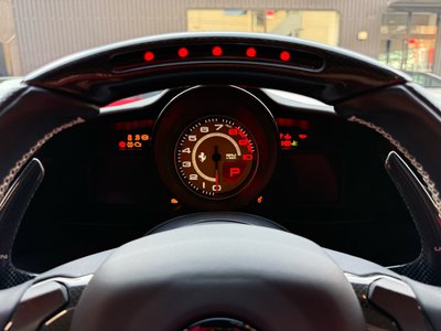 2017 Ferrari 488 SPIDER — миниатюра 68