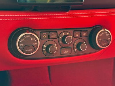 2017 Ferrari 488 SPIDER — миниатюра 71