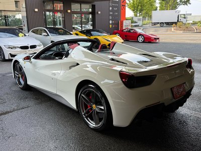 2017 Ferrari 488 SPIDER — миниатюра 28