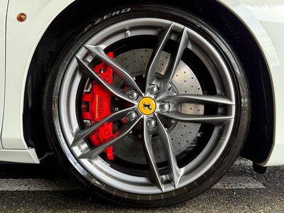 2017 Ferrari 488 SPIDER — миниатюра 79
