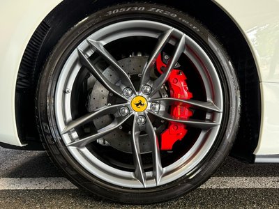 2017 Ferrari 488 SPIDER — миниатюра 77