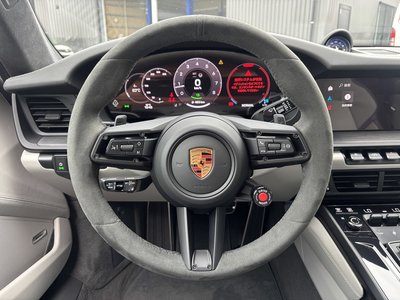 2025 Porsche 911 thumbnail 34
