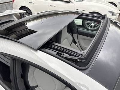 2025 Porsche 911 thumbnail 42