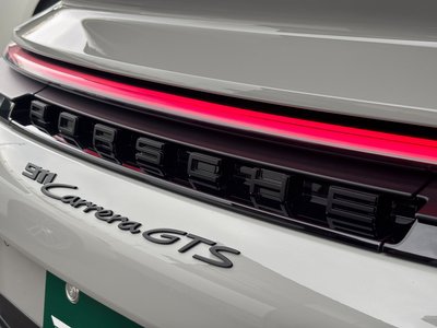 2025 Porsche 911 thumbnail 57