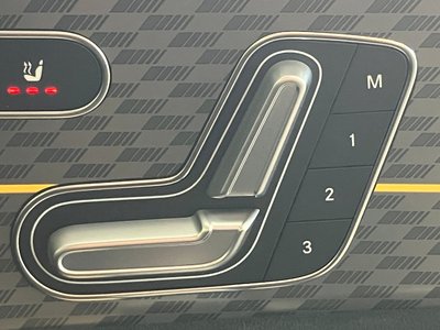 2025 Mercedes-BENZ A-CLASS AMG — миниатюра 40