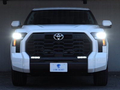 2022 Toyota TUNDRA thumbnail 24