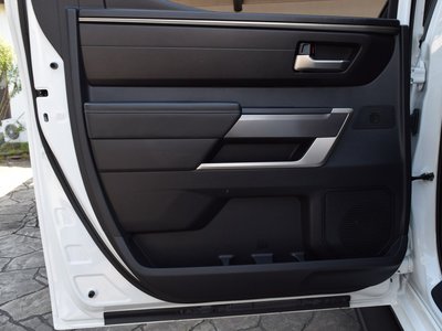 2022 Toyota TUNDRA thumbnail 50