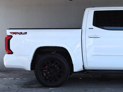 2022 Toyota TUNDRA thumbnail 39