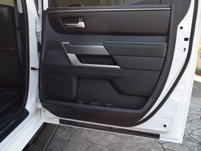 2022 Toyota TUNDRA thumbnail 51