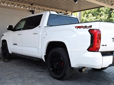 2022 Toyota TUNDRA thumbnail 28