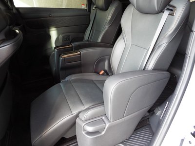 2024 Toyota ALPHARD — фото 18