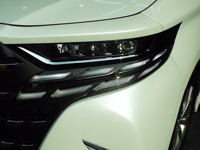 2024 Toyota ALPHARD — фото 8