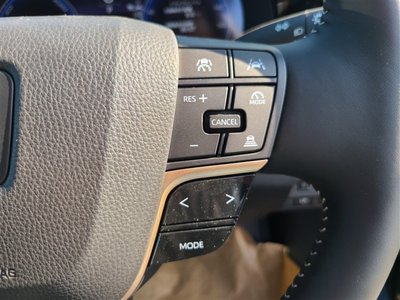 صورة 14 لـ 2026 Toyota CROWN ESTATE