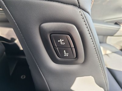 صورة 33 لـ 2026 Toyota CROWN ESTATE