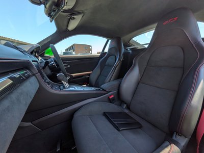 صورة مصغرة 43 لـ 2022 Porsche 718