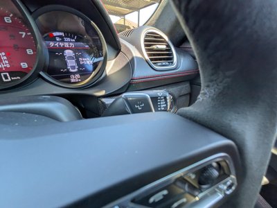 صورة مصغرة 25 لـ 2022 Porsche 718