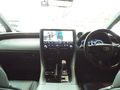 صورة 17 لـ 2025 Toyota VELLFIRE