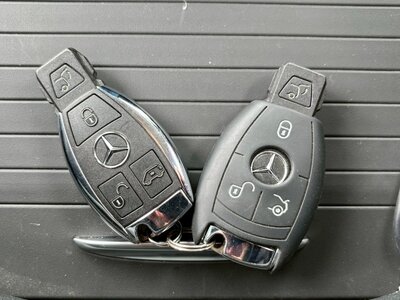 صورة 18 لـ 2016 Mercedes-BENZ V-CLASS