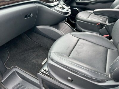 صورة 22 لـ 2016 Mercedes-BENZ V-CLASS
