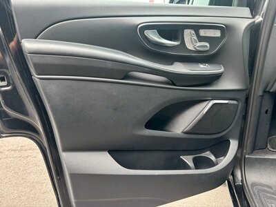 صورة 63 لـ 2016 Mercedes-BENZ V-CLASS