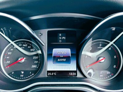 صورة 106 لـ 2016 Mercedes-BENZ V-CLASS