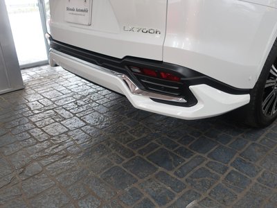 صورة 9 لـ 2025 Lexus LX