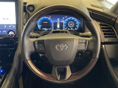2025 Toyota ALPHARD 照片 22