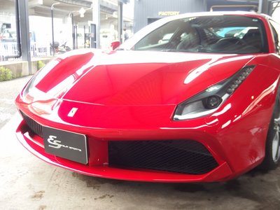 2016 Ferrari 488 GTB 照片 16