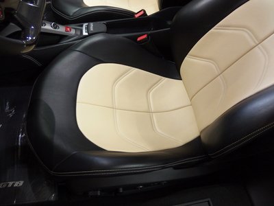 2016 Ferrari 488 GTB 照片 31