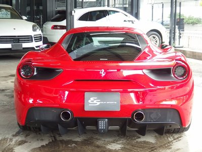 2016 Ferrari 488 GTB 照片 11