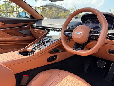 2024 Aston Martin DB12 VOLANTE — фото 2