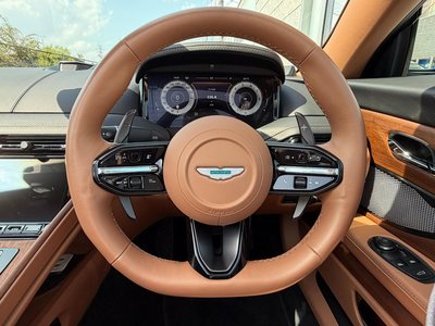 2024 Aston Martin DB12 VOLANTE — фото 15