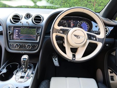 2019 Bentley BENTAYGA — фото 14