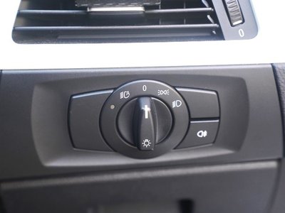2008 BMW M3 thumbnail 32