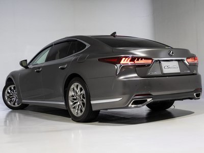 2018 Lexus LS — миниатюра 23