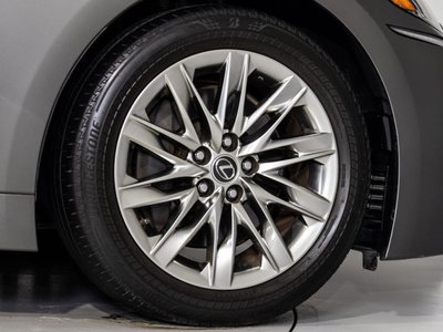 2018 Lexus LS — миниатюра 27