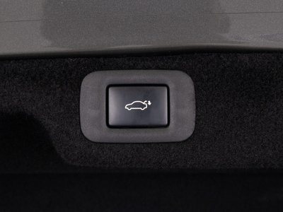 2018 Lexus LS — миниатюра 12