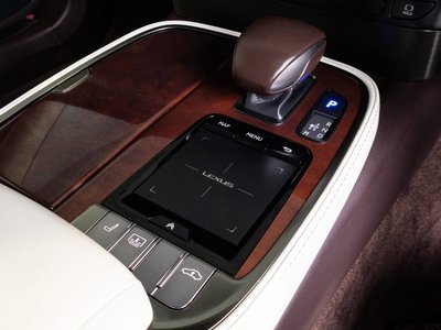 2018 Lexus LS — миниатюра 47