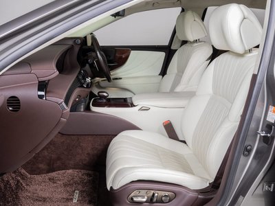 2018 Lexus LS — миниатюра 40