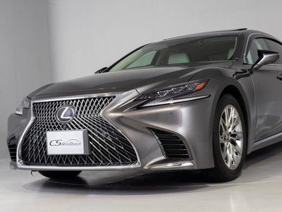 2018 Lexus LS — миниатюра 24