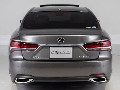 2018 Lexus LS — миниатюра 18