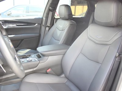 صورة 4 لـ 2025 Cadillac XT5