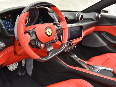 صورة 12 لـ 2020 Ferrari PORTOFINO