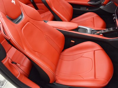 صورة 11 لـ 2020 Ferrari PORTOFINO