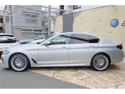صورة 6 لـ 2021 BMW Alpina D5